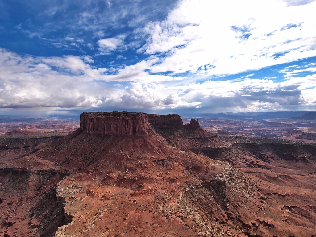 Islands in the sky by peterdegraaff