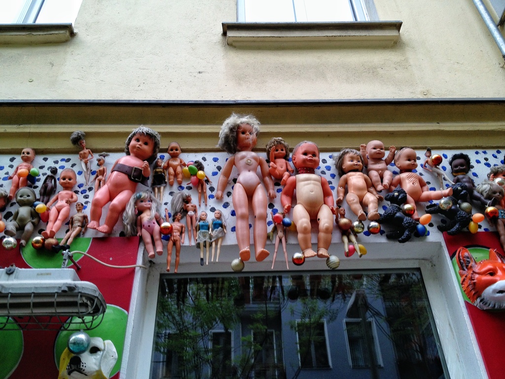 Dolls by cityflash