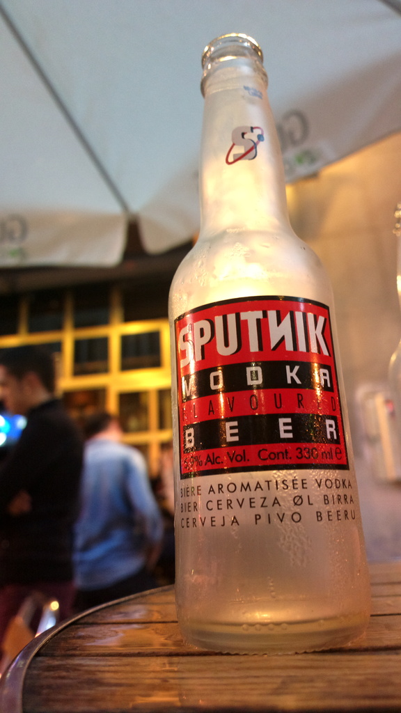 Sputnik by petaqui