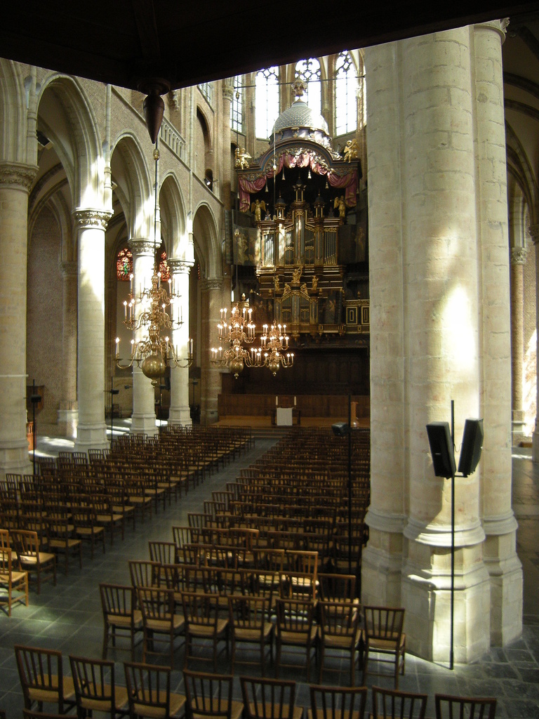 Inside the M.M. (or Grote kerk) church with organ by pyrrhula