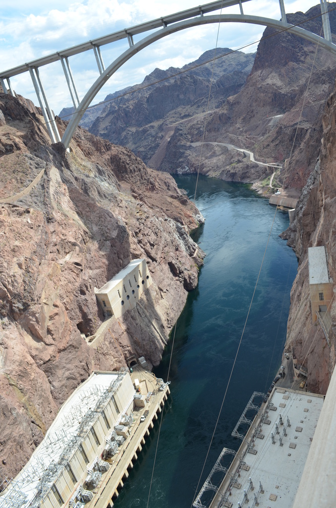 An interesting view from the Hoover Dam by mariaostrowski
