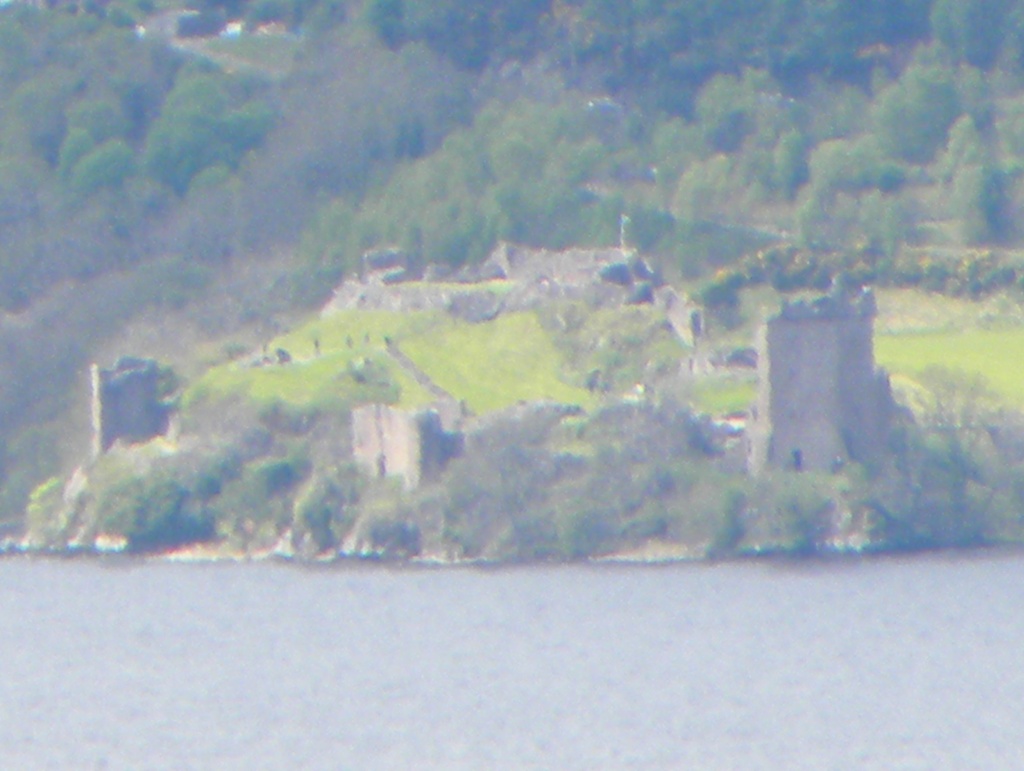 Urquhart  Castle by oldjosh
