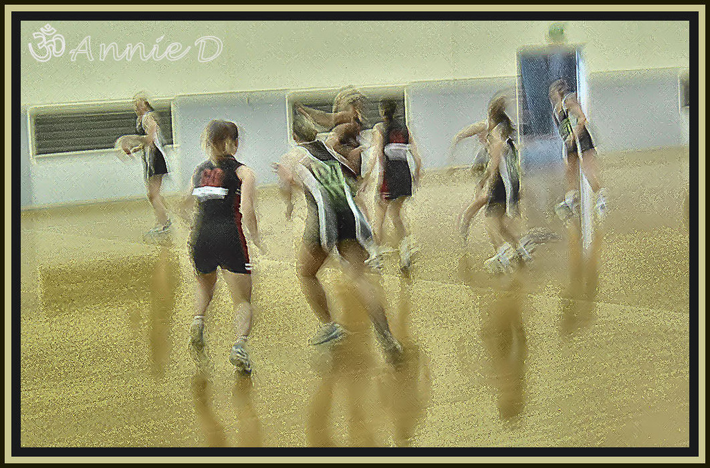 Netball Action by annied