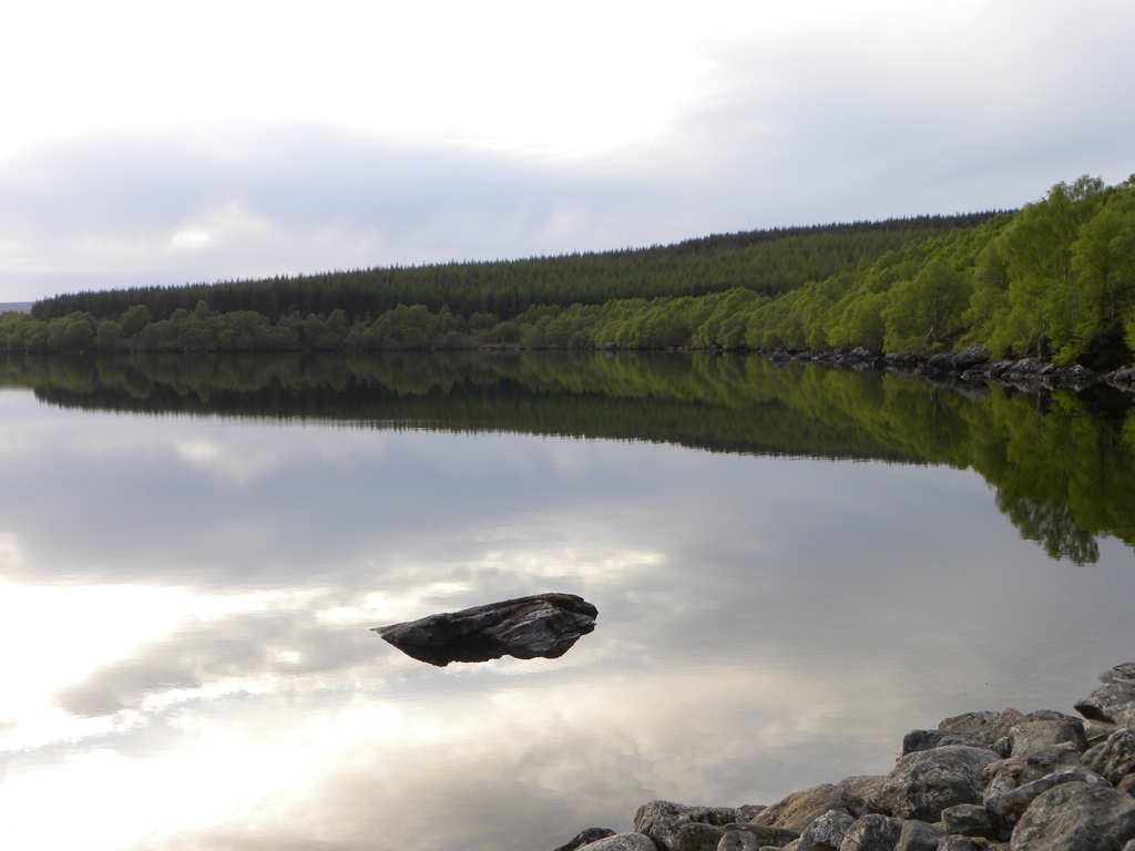 Duntelchaig Loch by oldjosh