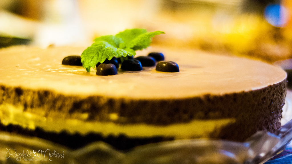 Chockolate Mousse, Brownies and Vanilla Custard Cake by ragnhildmorland
