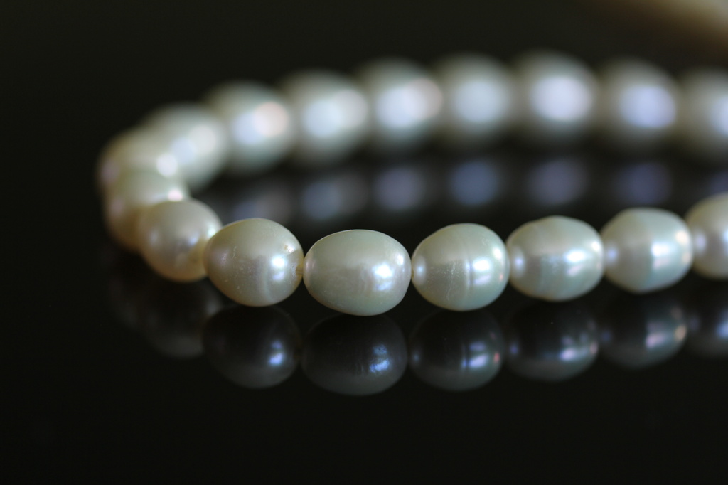 pearls by rustymonkey