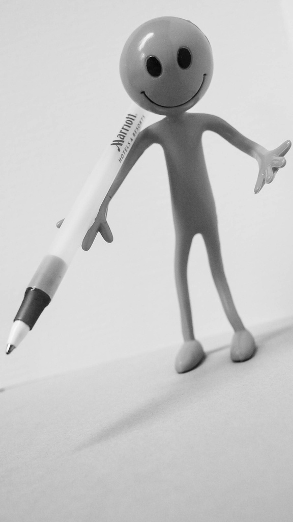 Meet my pen friend! by bizziebeeme