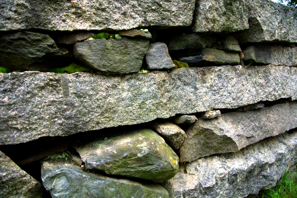 Stones in Wall by kevin365