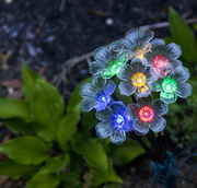 16th Jun 2013 - Solar Powered Artificial Flowers
