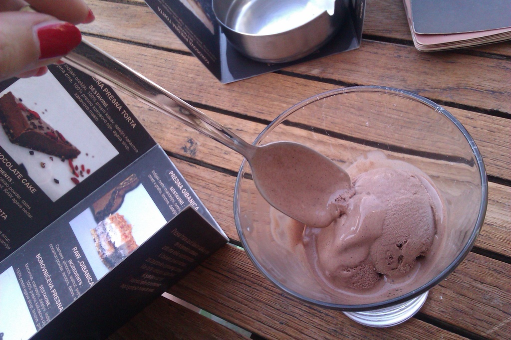 Chocolate ice cream by nami