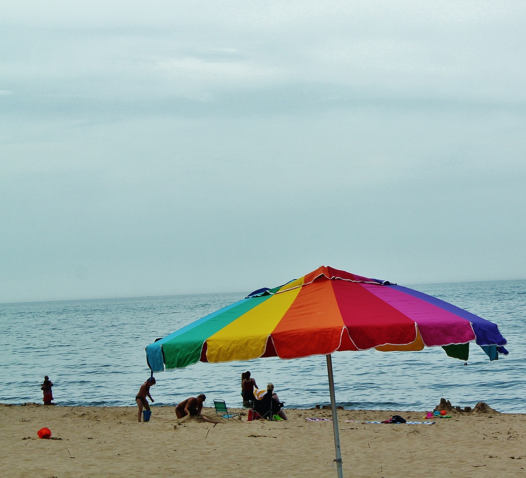 Beach rainbow by edorreandresen