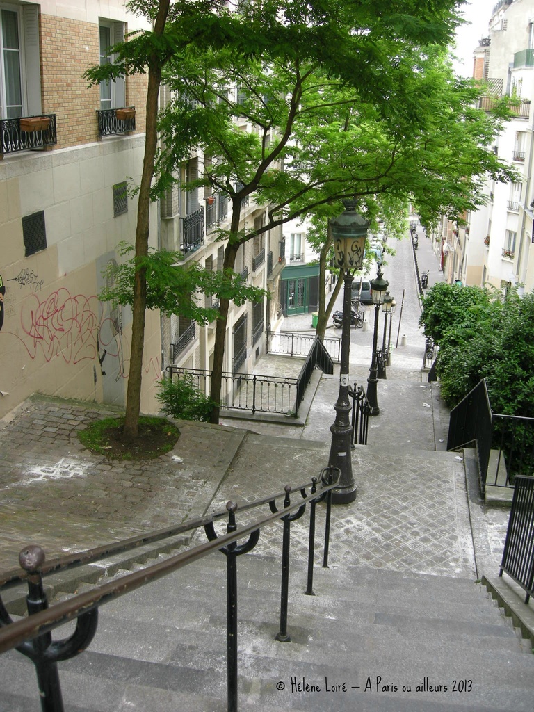 Montmartre stairs #2 by parisouailleurs