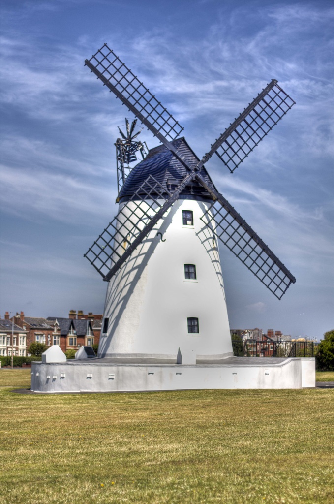 Lytham Windmill. by gamelee