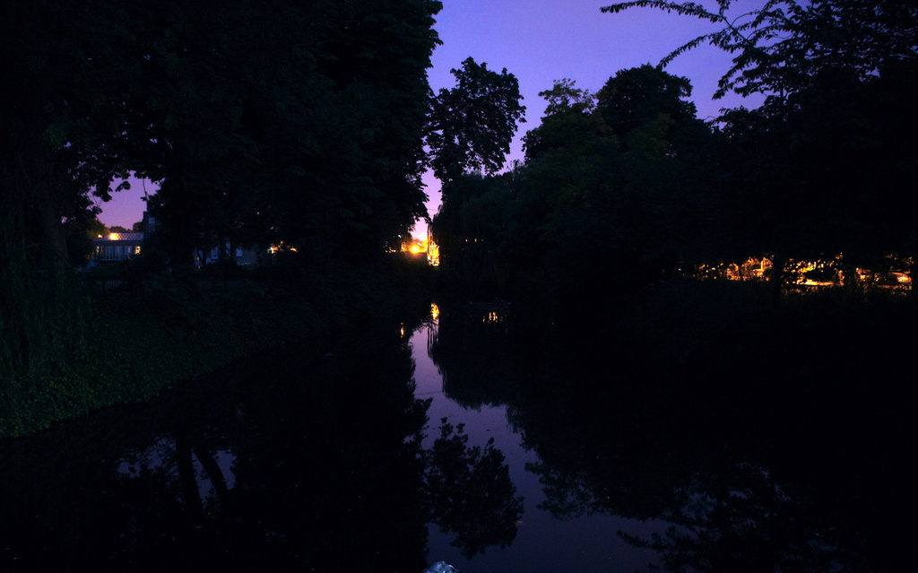 Moat at night by boxplayer