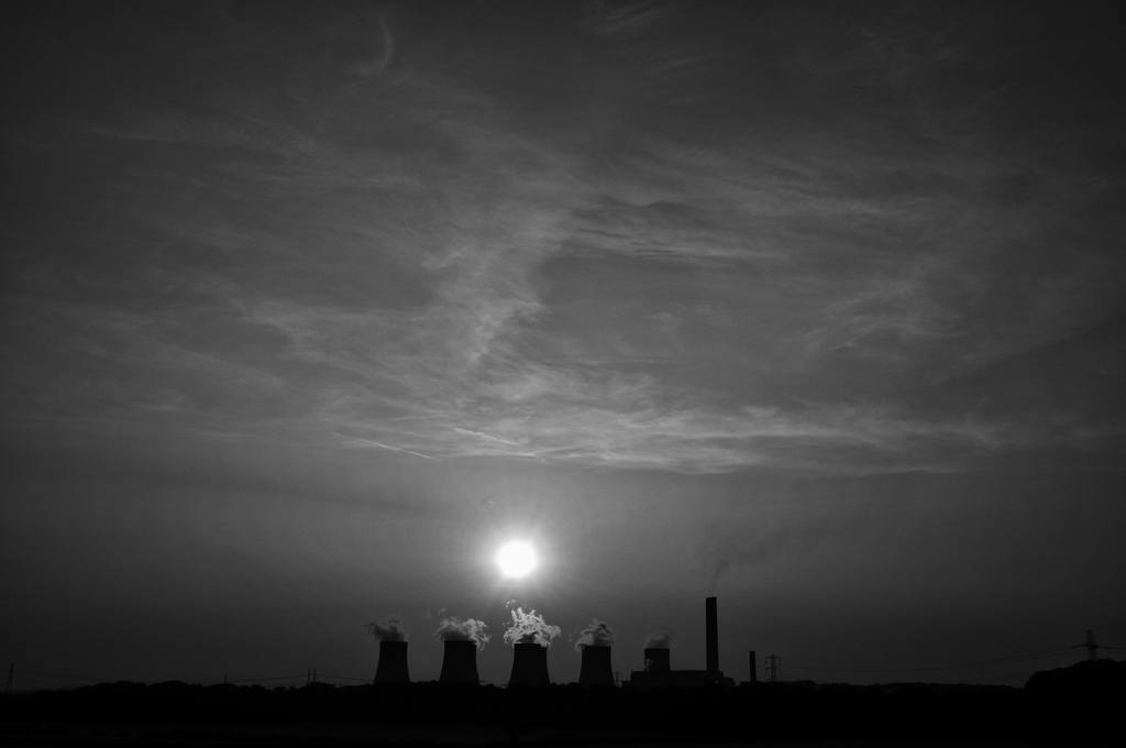 Ratcliffe Power Station by seanoneill