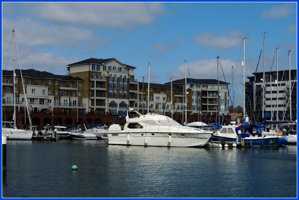 The Harbour, Eastbourne by rosiekind