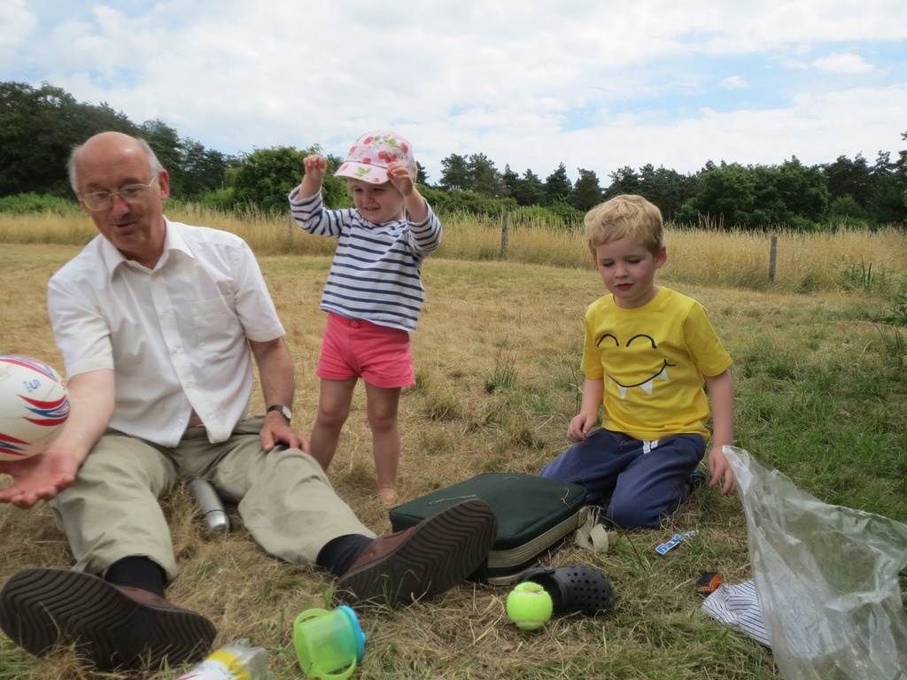 Fun and games in Thetford Forest by foxes37