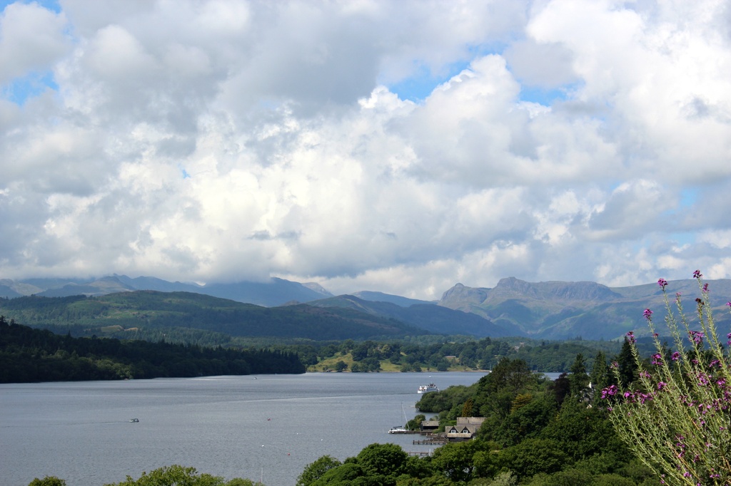Lake Windermere. by happypat