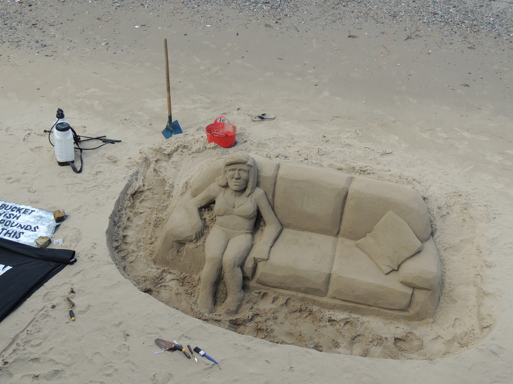 Sand sculpture by bizziebeeme