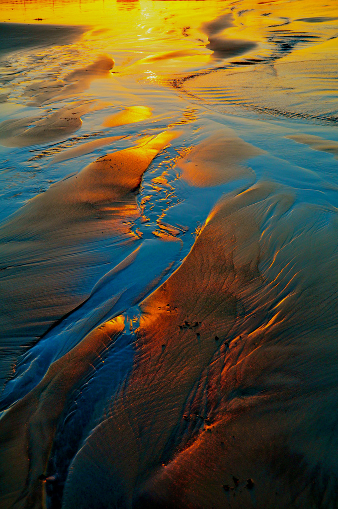 Sunset On The Beach by joysfocus
