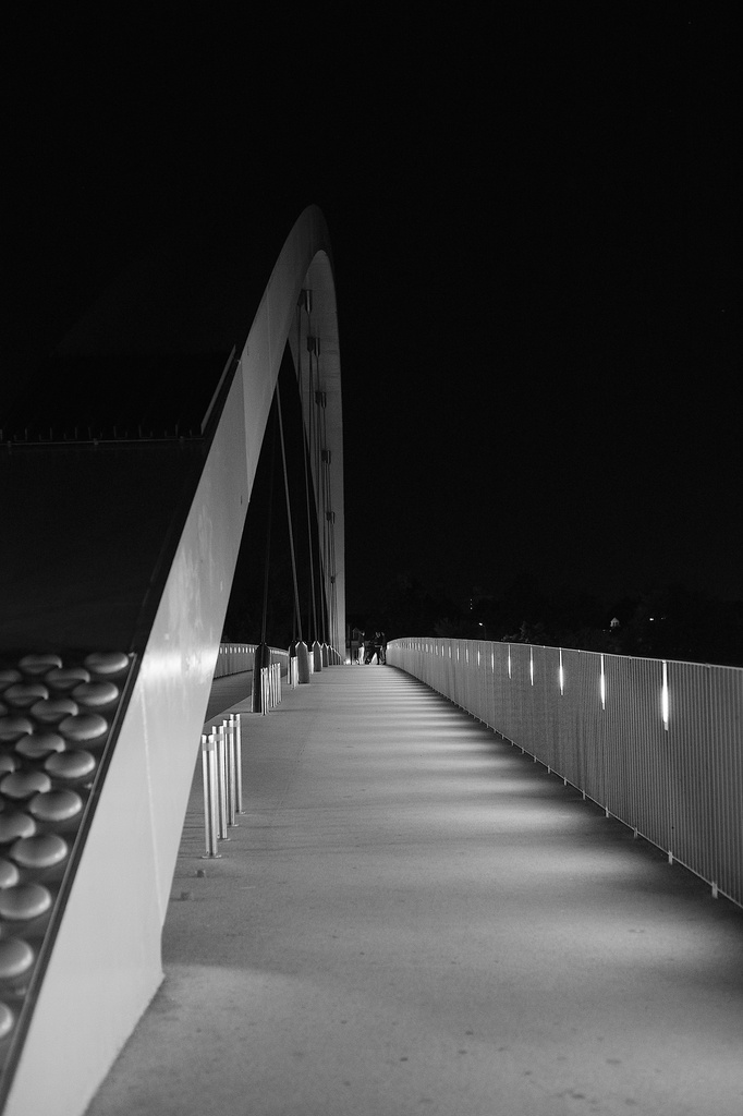 Maastricht's "new" bridge by jyokota