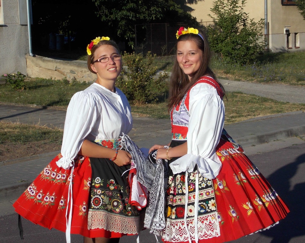 Girls in folk costumes by pavlina