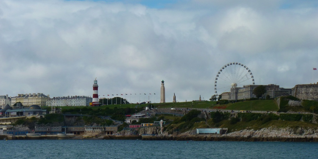 Plymouth Hoe by lellie