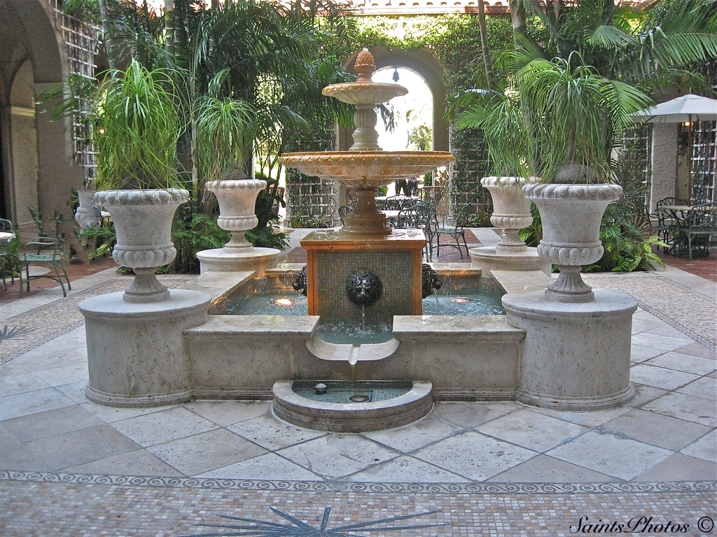 Fountain @ 'The Breakers Hotel', Palm Beach, Fl. by stcyr1up