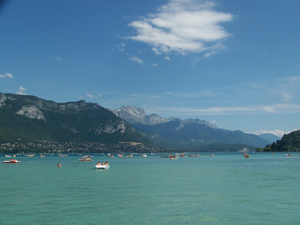 Annecy lake by belucha