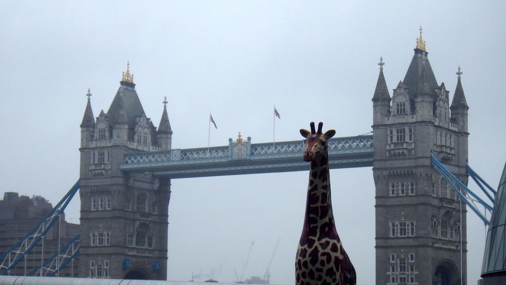 Giraffes around More London by bizziebeeme