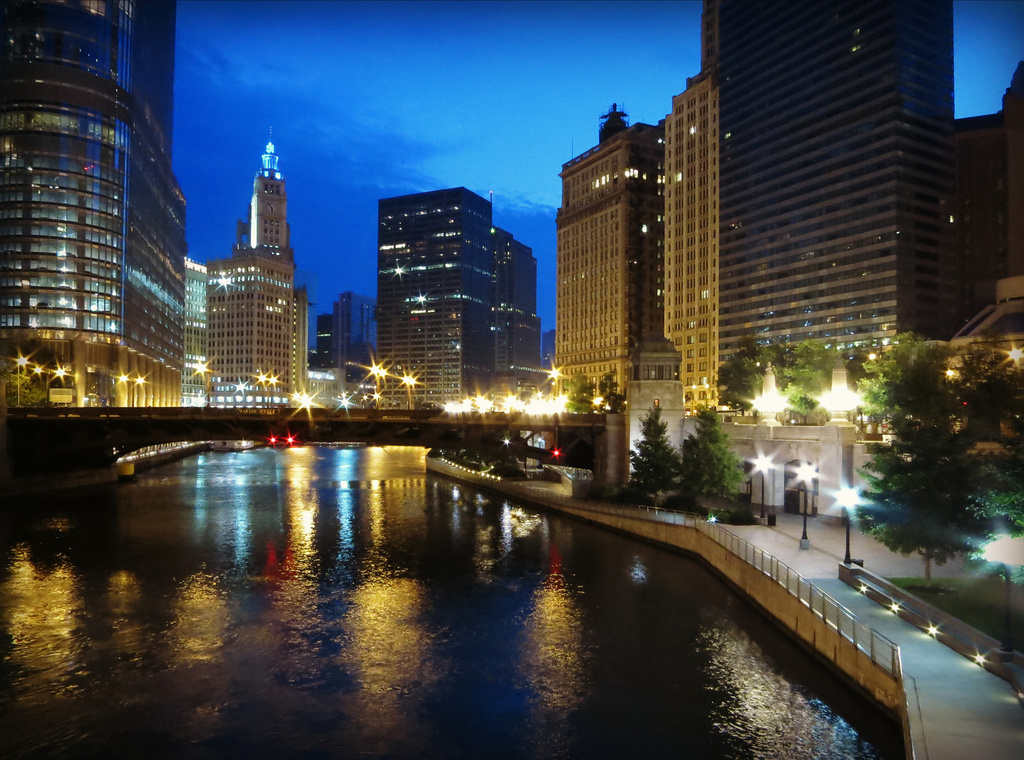 Chicago Riverwalk by pdulis
