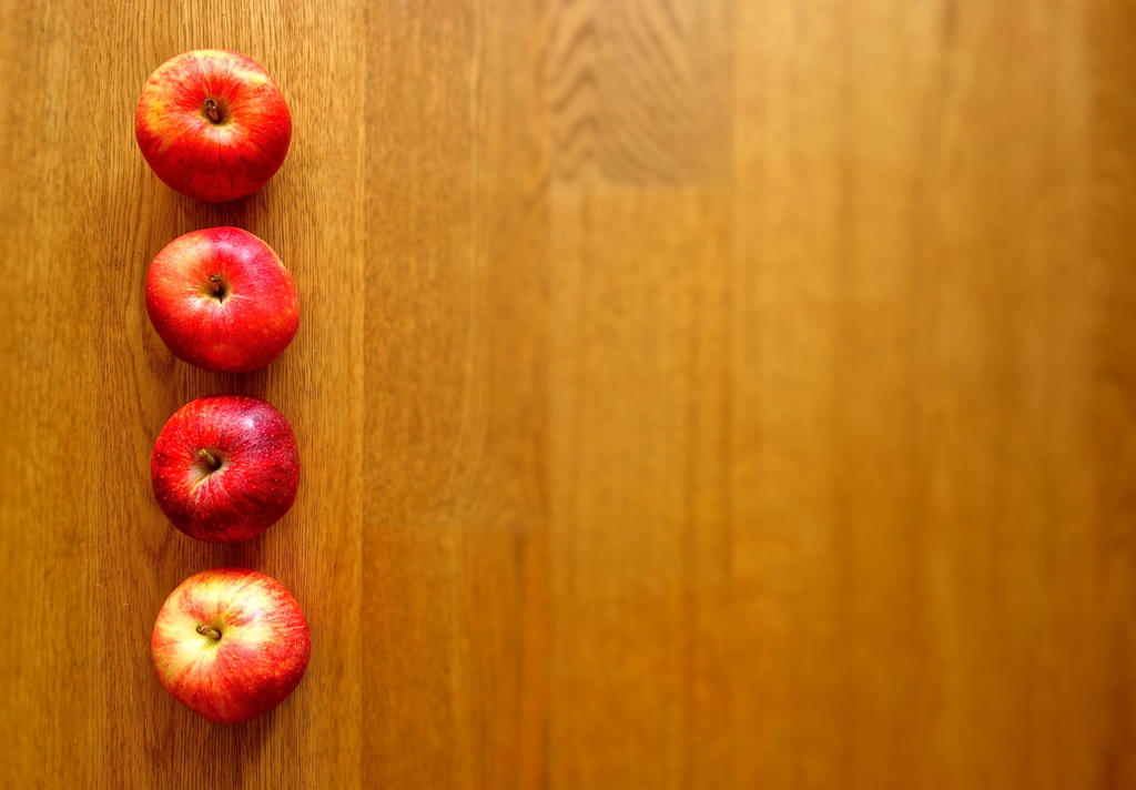 1, 2, 3, 4... apples by cocobella