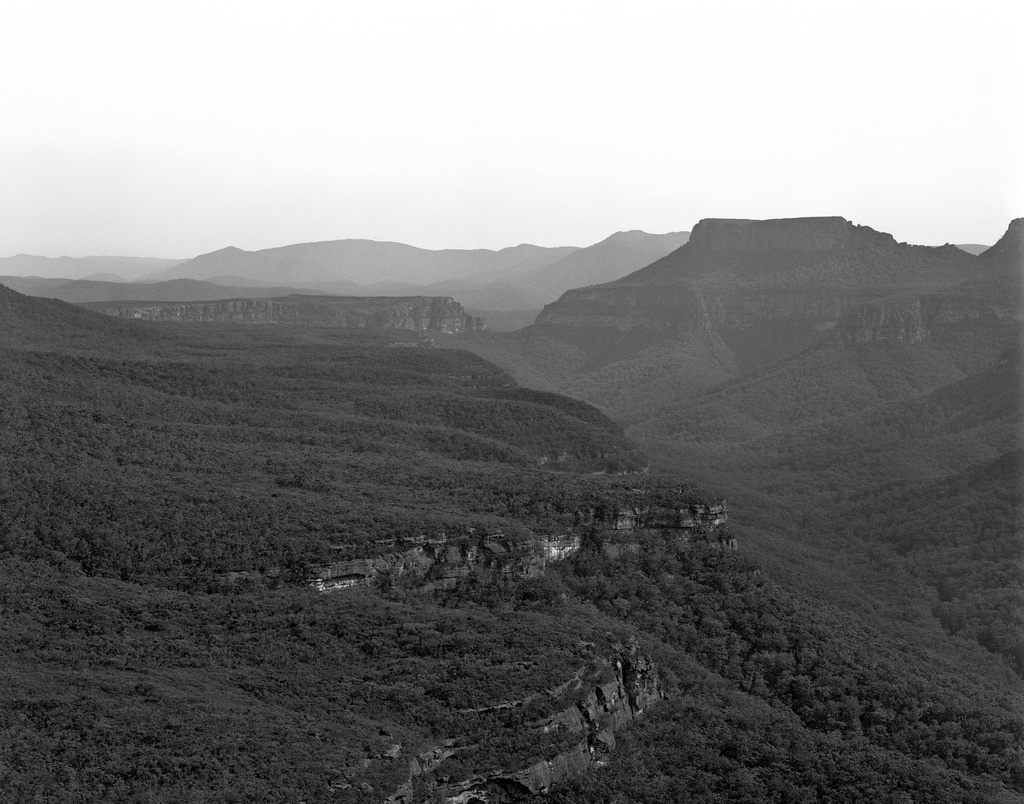 Clyde River Gorge by peterdegraaff