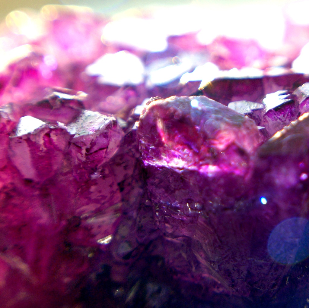 Chunk of amethyst for my comment-free rainbow by filsie65