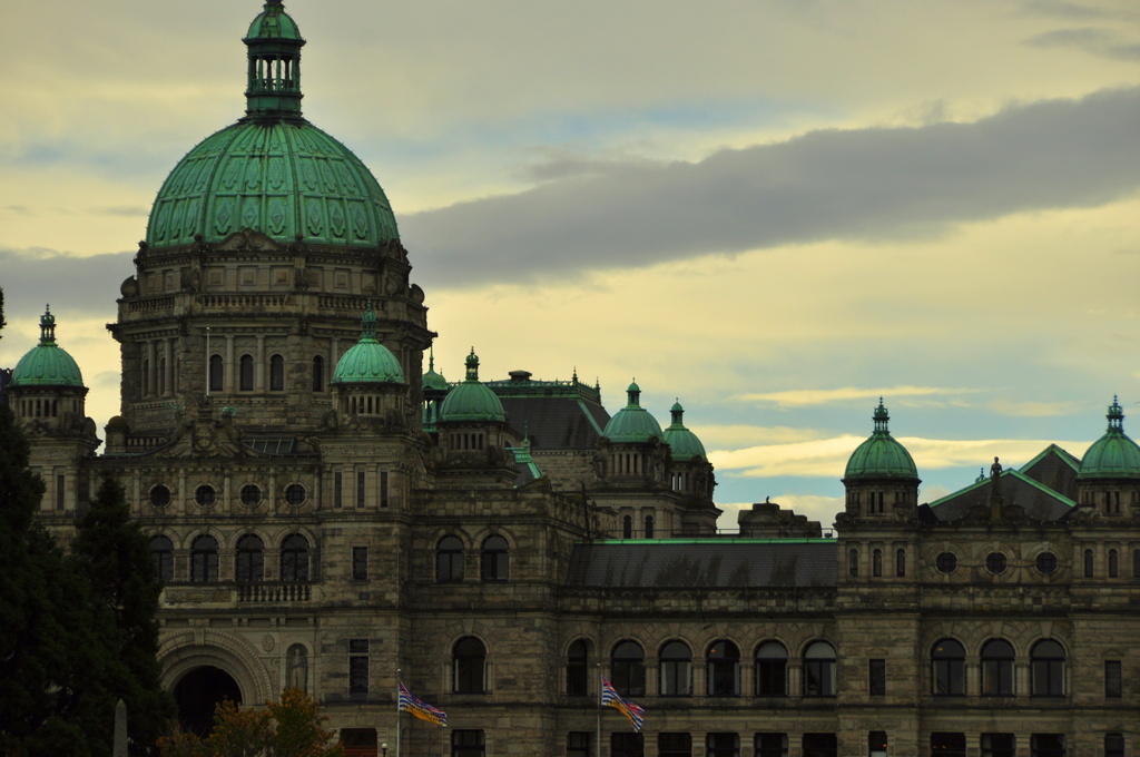 Legislature Building Victoria BC by jayberg