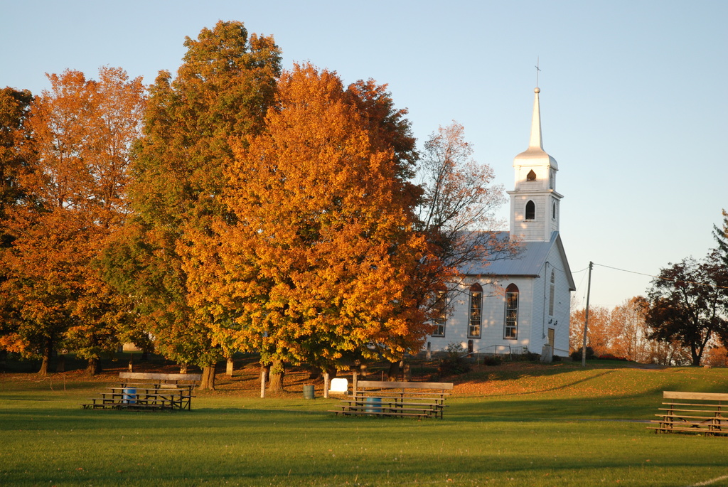 Locheil Church by farmreporter
