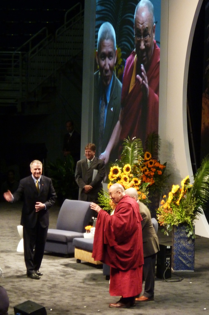 Dalai Lama by margonaut