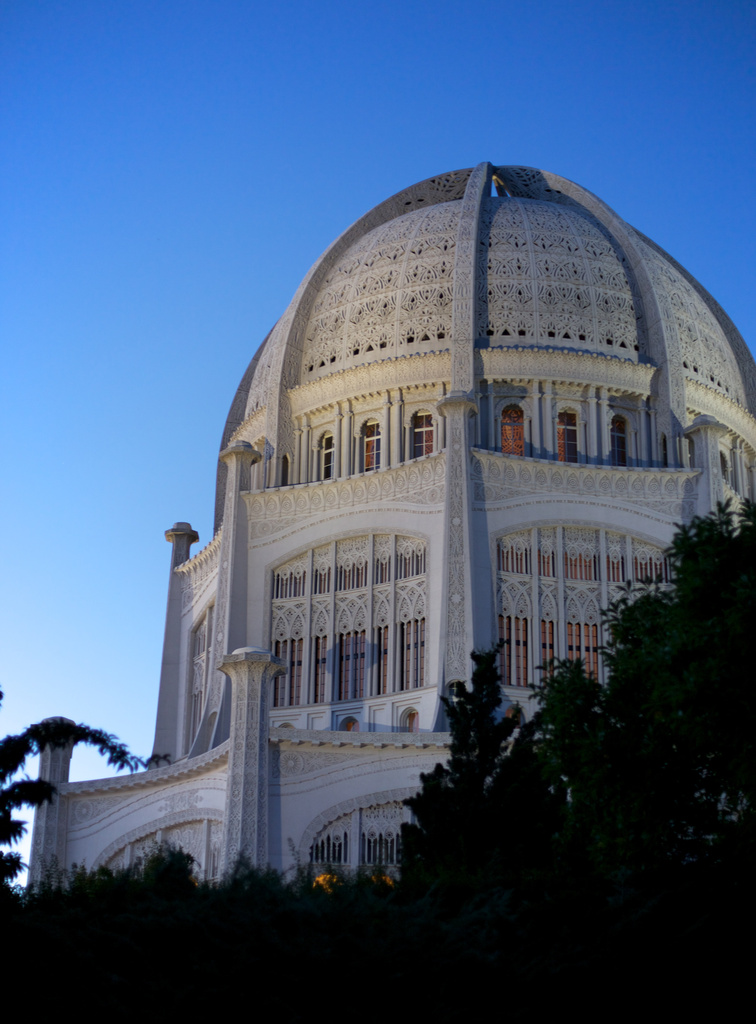 Bahá'í Temple by jyokota