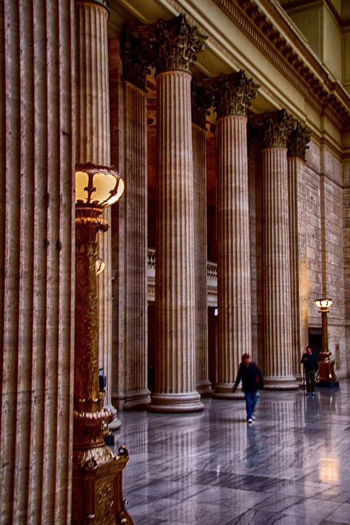 Columns in Union Station by taffy