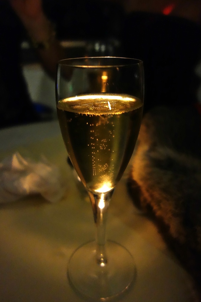 Champagne ! by cocobella