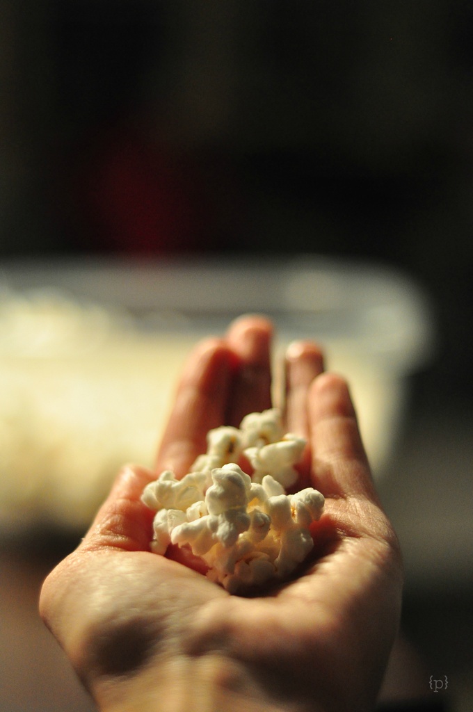 popcorn... by earthbeone