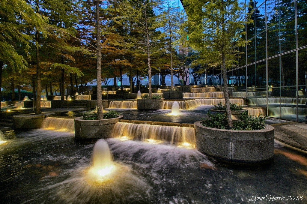 Fountains Everywhere by lynne5477