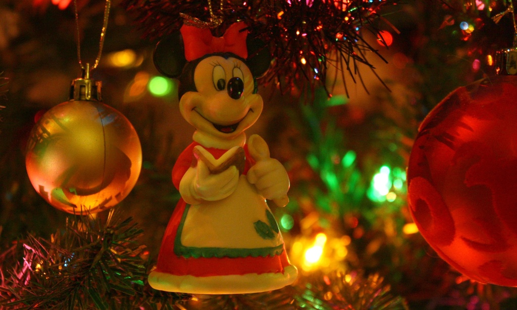 Minnie Mouse ornament by mittens