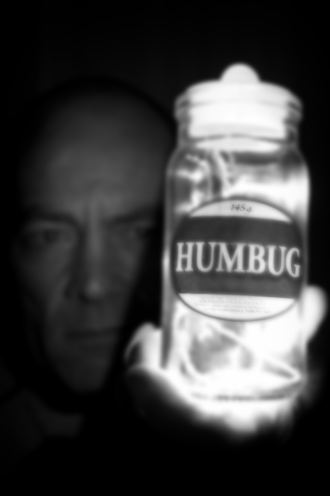 Humbug. by gamelee