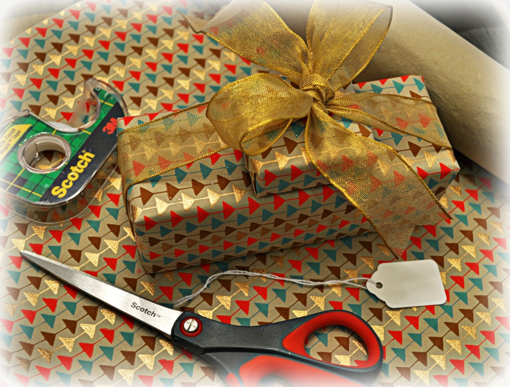 Gift Wrapping by peggysirk