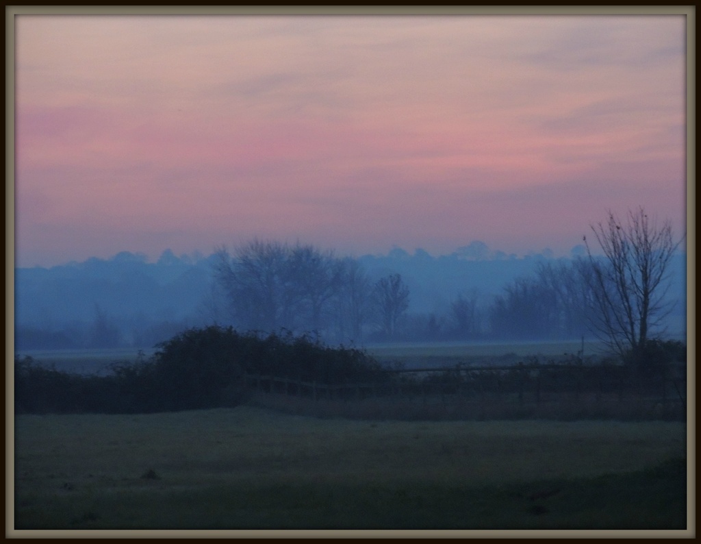 Mist across the fields by rosiekind