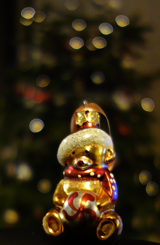 Christmas glass Teddy Bear by cocobella