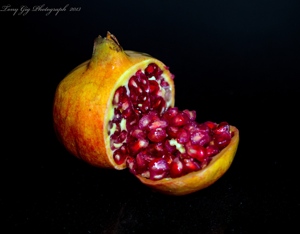 Pomegranate by tonygig