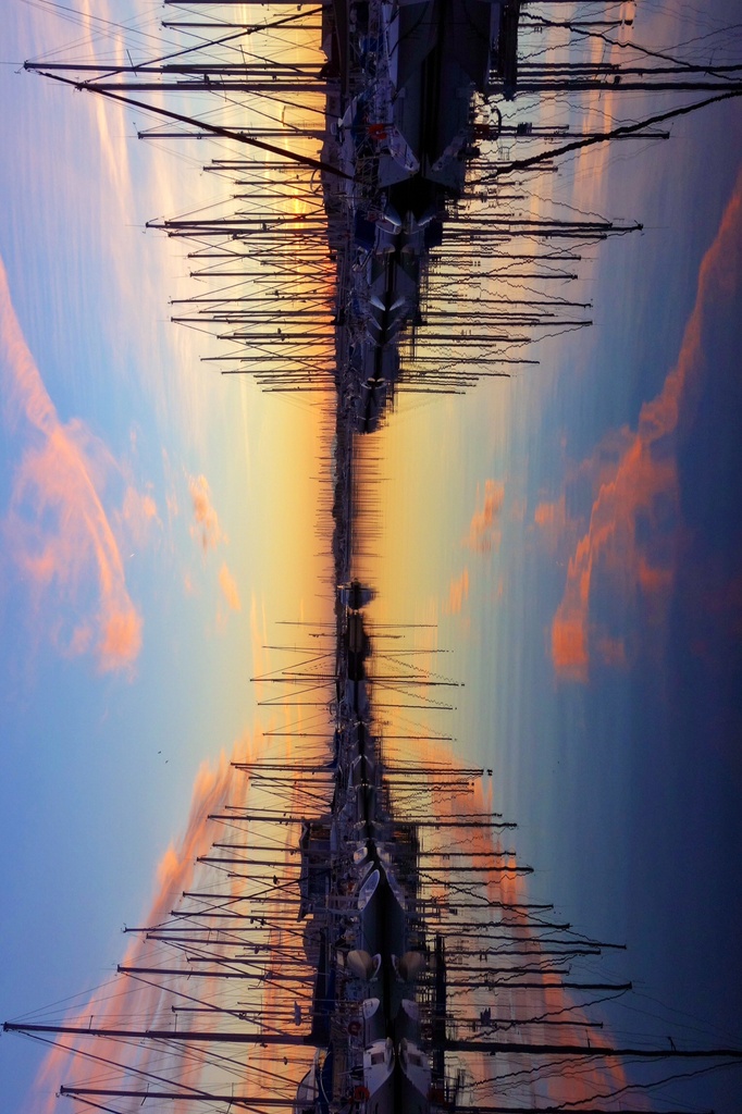 Vertical harbour by cocobella