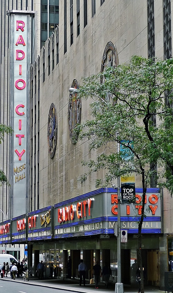 Radio City Music Hall - the sequel by soboy5